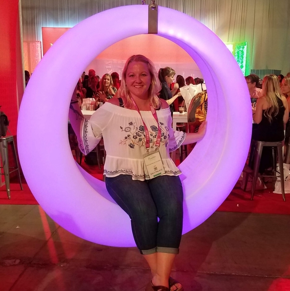 Meet your Posher, Kristina - Picture 1 of 1